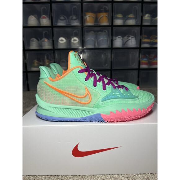 Nike Sue Bird x Kyrie Low 4 Keep Sue Fresh Sneakers CW3985-300 Men's Sz 10.5 - Picture 2 of 8